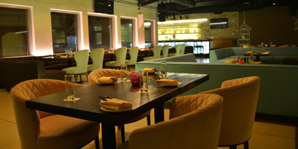 Bay 15 Hotel Панаджи Екстериор снимка