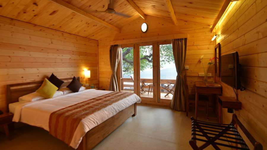 Bay 15 Hotel Панаджи Екстериор снимка