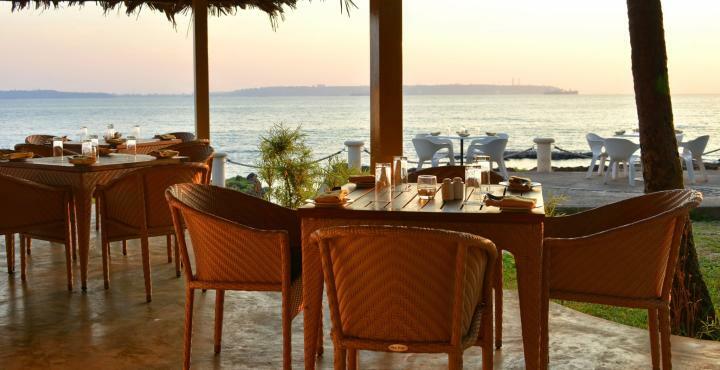 Bay 15 Hotel Панаджи Екстериор снимка